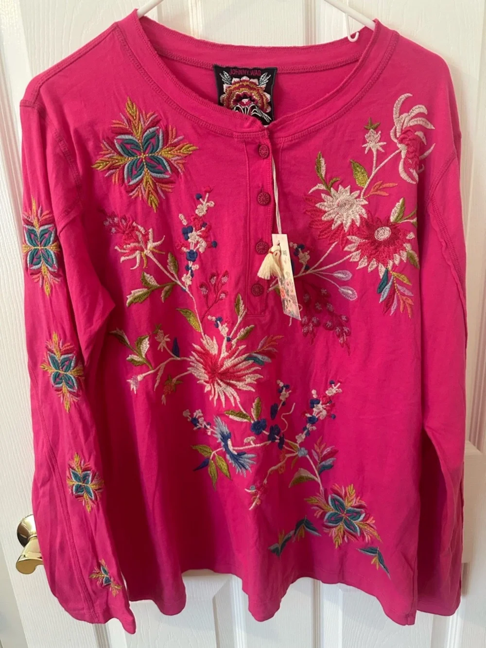 Johnny Was NWT Hot Pink Embroidered Long-Sleeve Henley Tunic - Picture 1 of 7